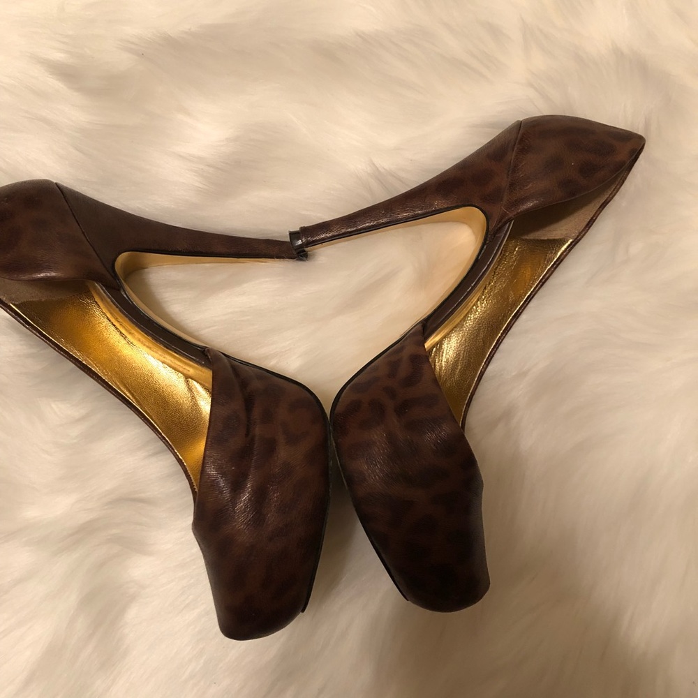 Ted Baker D’Orsay Leopard print stilettos heels - Picture 3 of 8